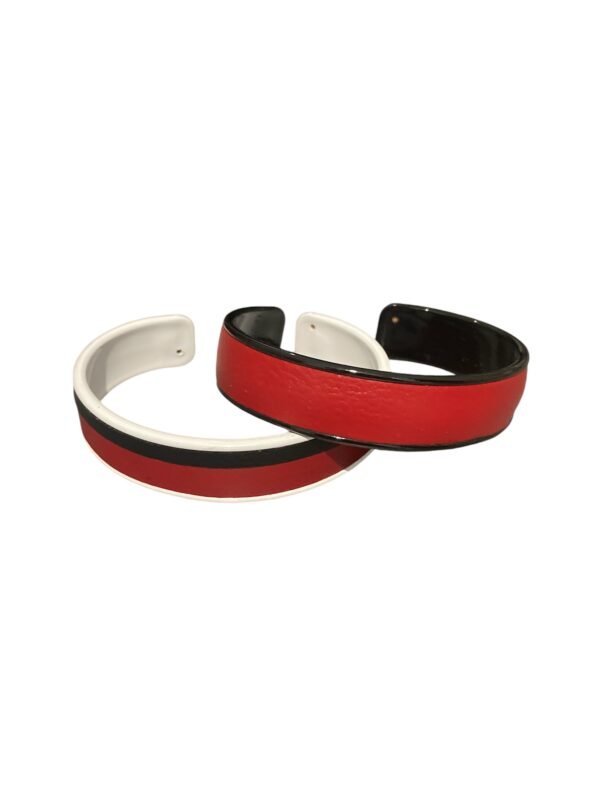 Manchette en simili cuir
