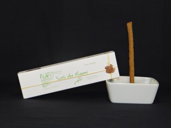 DSC01178 Encens "Sortir des nuages"