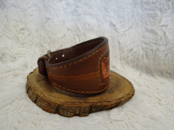 Bracelet en cuir insert cobra