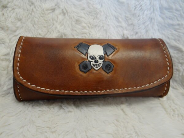 Etui à lunettes en cuir