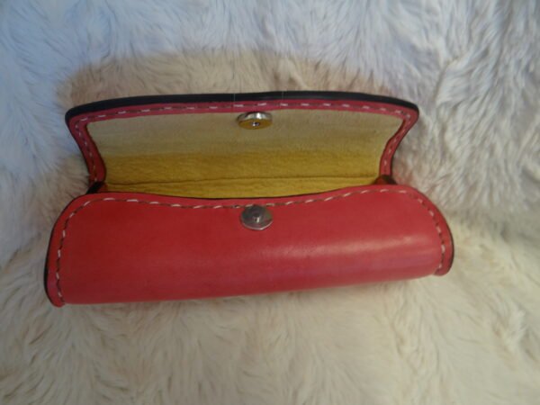 Etui à lunettes en cuir