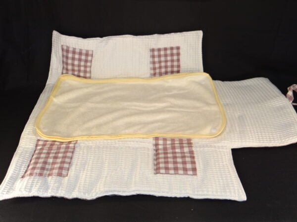 Matelas à langer nomades par JM COUDRE