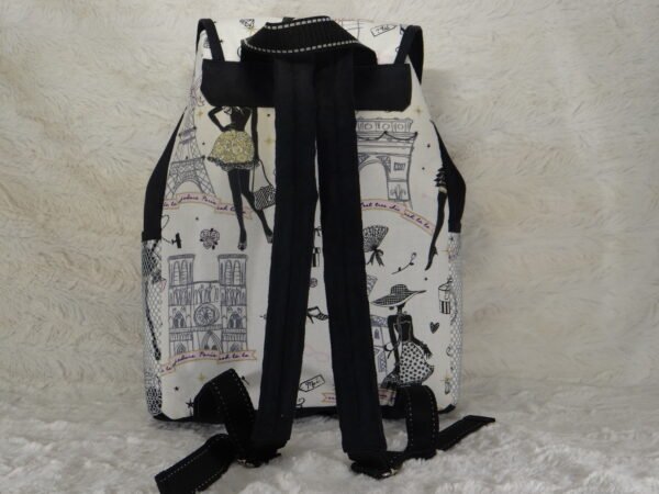 DSC01608 Sac à dos Paris Chic