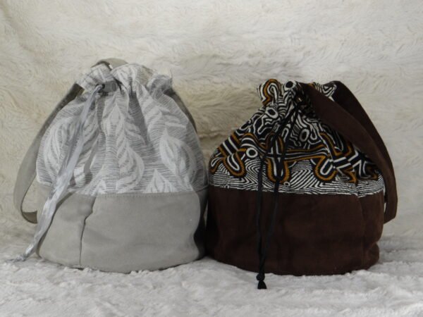 DSC01808 Sac besace bonbonnière