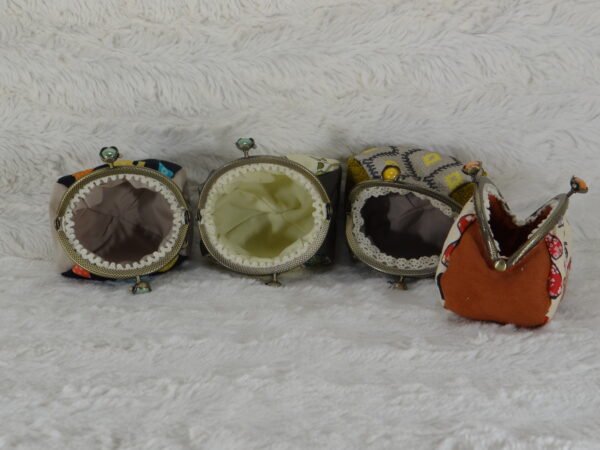 DSC01825 Porte-monnaie à clip rétro