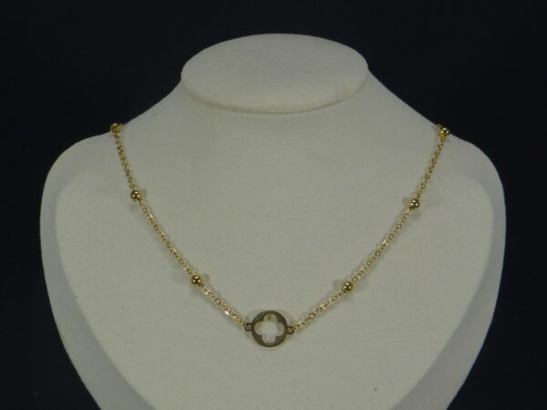 DSC01882 Colliers dorés fantaisie