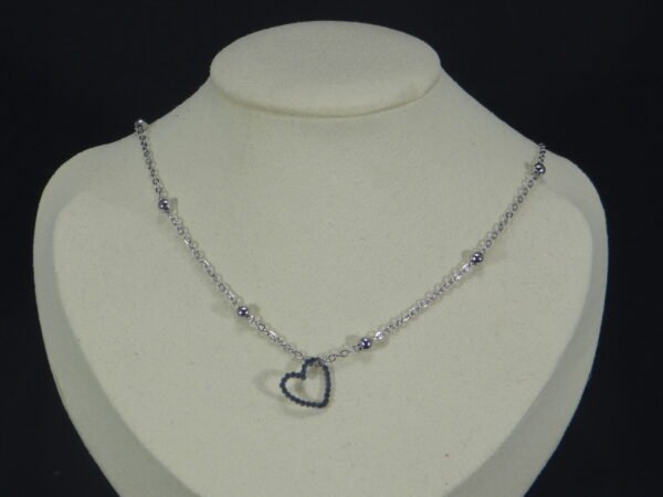 DSC01901 Colliers argentés fantaisie