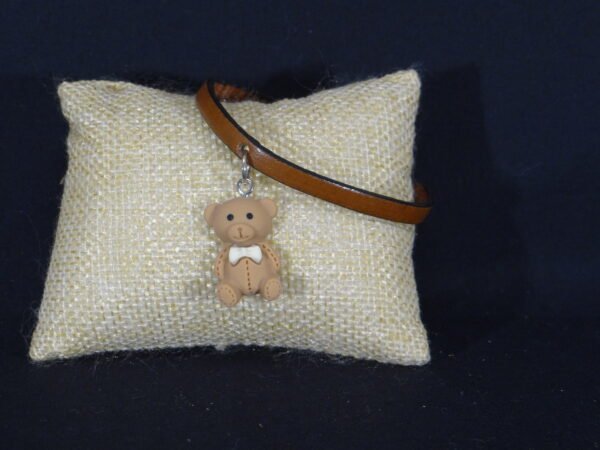DSC01983 Bracelets en cuir avec breloque "Nounours"