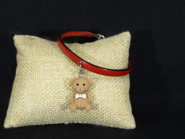 DSC01989 Bracelets en cuir avec breloque "Nounours"