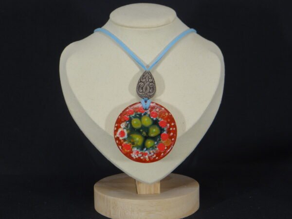 DSC02041 Colliers pendentif rond en porcelaine et perle décorative