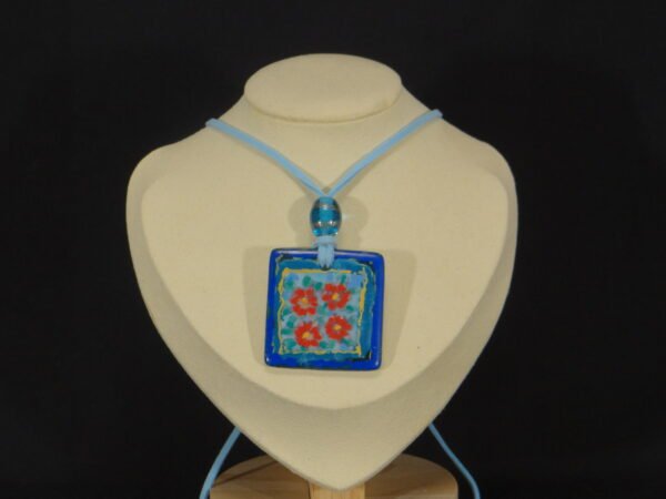 DSC02061 Colliers pendentif carré en porcelaine