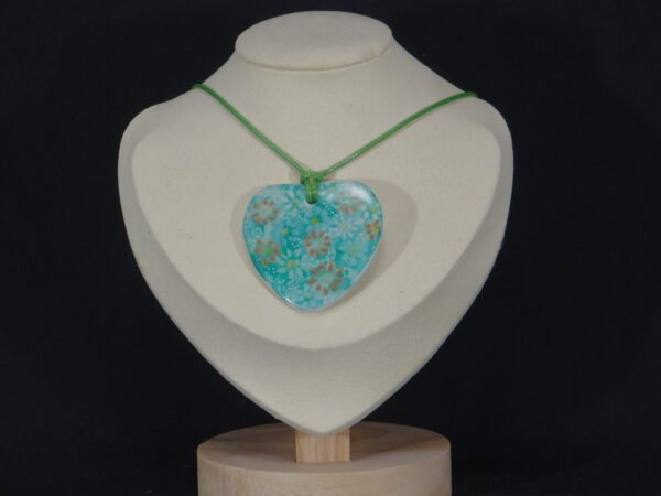 DSC02082 Colliers pendentif coeur en porcelaine