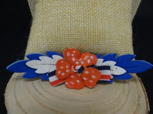 DSC02298 Broches cuir Bleu, Blanc, Rouge